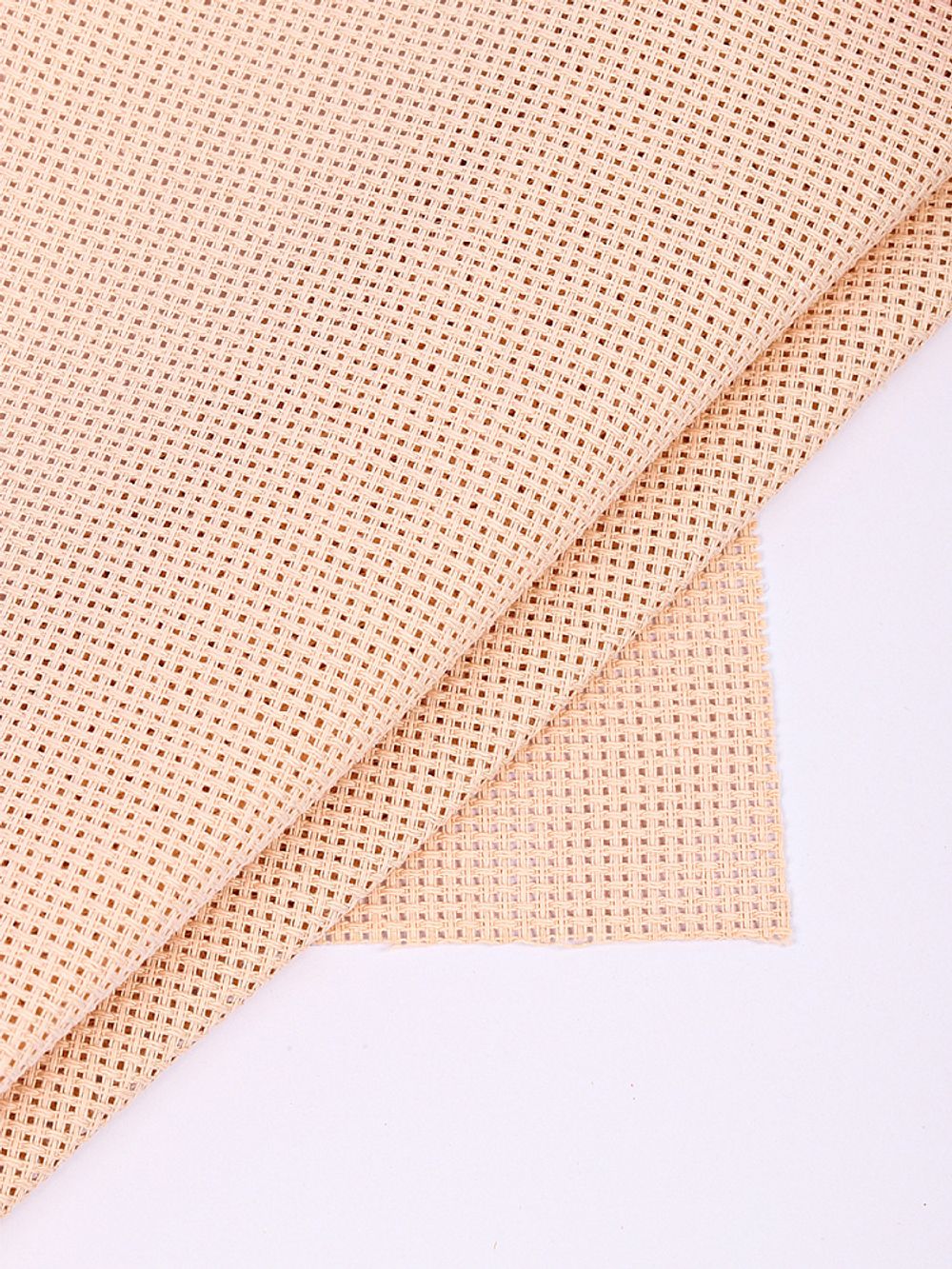 Канва крупная 854 (10х44кл) 40х50 см цв. бежевый