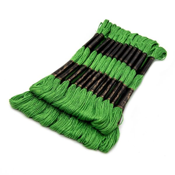 Мулине Bestex, цв.319, 24 мотка по 8 метров