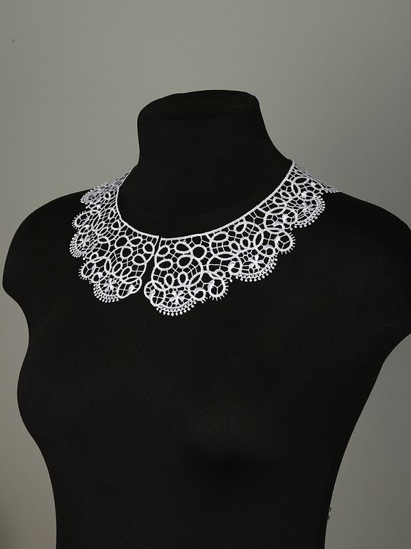 Пришивной кружевной воротник 17х16 см, TTR.12141 цв.белый, 50 комплектов, Kruzhevo