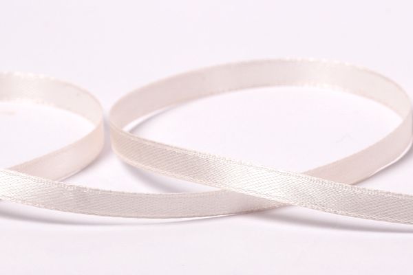 Лента атласная 1-сторонняя 6.0 мм / 33±2 метра, 002 св.розовый, Gamma