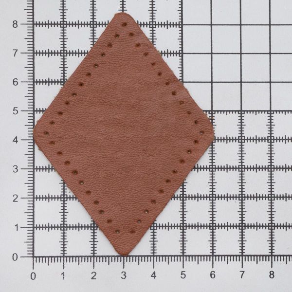 Заплатки пришивные из кожи, ромб 6х8,4см с перфорацией, 2 шт, 100% кожа, 02 светло-коричневый, 9115