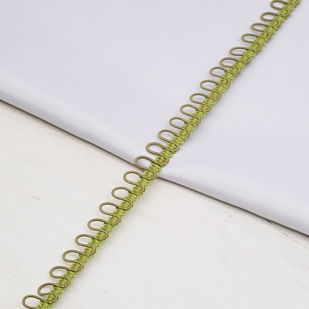 Тесьма декоративная с петлями 15 мм / 18.29 метра, оливковый, 13-7735