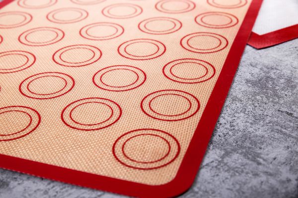 Мат для выпечки с разметкой для пирожных макарон 29.5х42 см, 1 шт, пирожные макарон, S-Chief SHF-0080