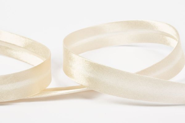 Косая бейка атласная 15 мм / 132±1 метра, 002/1 бежевый, Gamma GK-15P