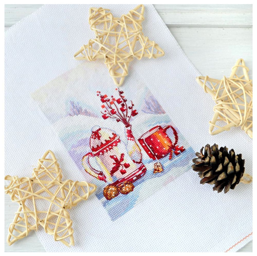 Набор для вышивания нитками Сделай своими руками, Ягодный чай (хлопок), 10х15 см