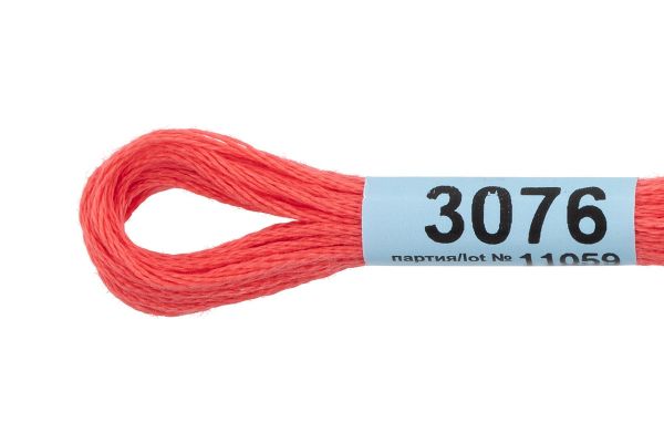 Мулине Gamma 100% хлопок, цв.3076 св.красный, 24 мотка по 8 метров