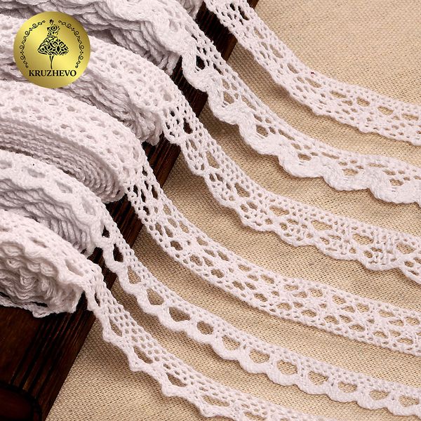 Набор вязаного кружева Kruzhevo №4 цв.белый (6 дизайнов по 4,5м)