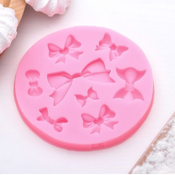 Молд 8,5х8,5х0,8 см, Бант