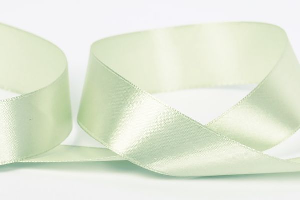 Лента атласная 1-сторонняя 25.0 мм / 33±2 метра, №050 мятный, в термоплёнке, Gamma