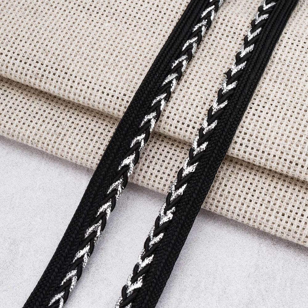 Кант декоративный с люрексом 11 мм / 27.43 метра, 01 черный/серебро, 3Al304