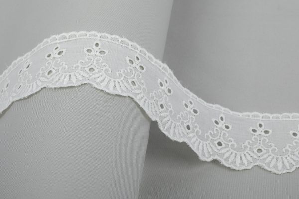 Кружево шитьё 46 мм / 10 м, кремовый, Gamma GYEM-4601