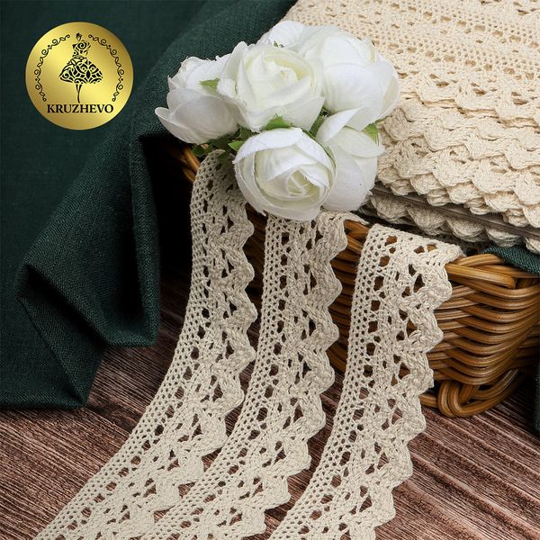 Кружево вязаное (тесьма) 30 мм, цв.01 натуральный, уп. 25 м, Kruzhevo
