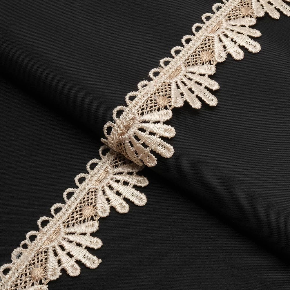 Кружево гипюр (плетёное) 30 мм / 13.7 метров, (интерьерное) бежевый, 3AR2339