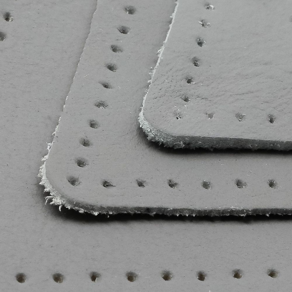 Набор заплаток пришивных из кожи, треугольник равностор. 4, 6 и 8см, с перфорацией, 3 шт (07 серый), 9406