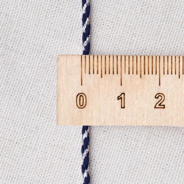 Шнур отделочный с метанитом ⌀3.0 мм / 20м (полиэстер 68%, метанит 32%), синий с серебром, Р2869