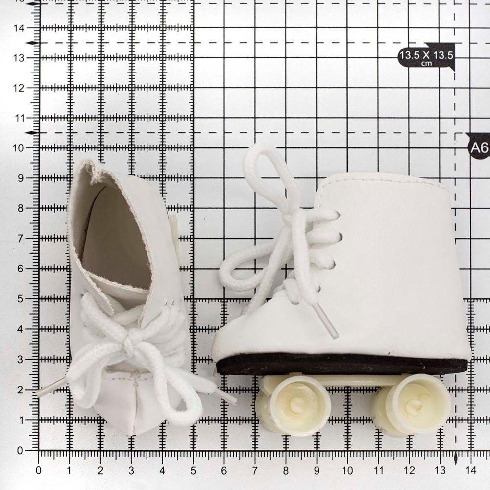 Ботиночки 8х3,5х8см, пара, белый