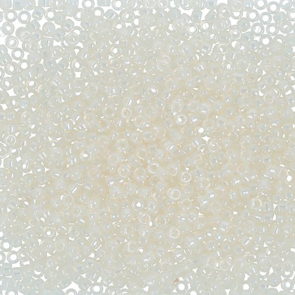 Бисер Toho 15/0 круглый (1.5 мм), 25 г (5х5 г), 0147 св.молочный/перл