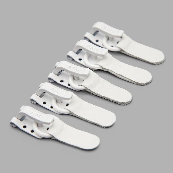 Крючок шубный Hobby&Pro 20 мм, 5 шт, 9003 белый