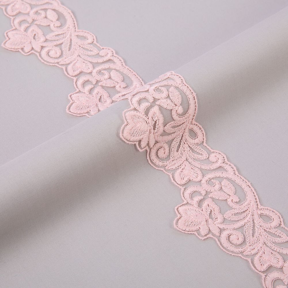 Кружево на сетке 63 мм / 10 м, пудровый, Gamma GKMB-6301M