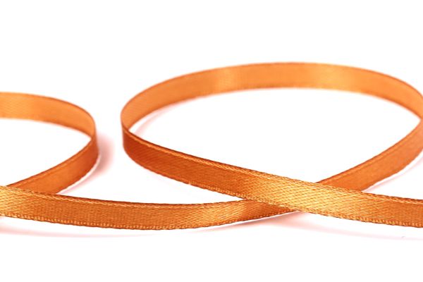 Лента атласная 1-сторонняя 6.0 мм / 33±2 метра, 051 св-коричневый, Gamma