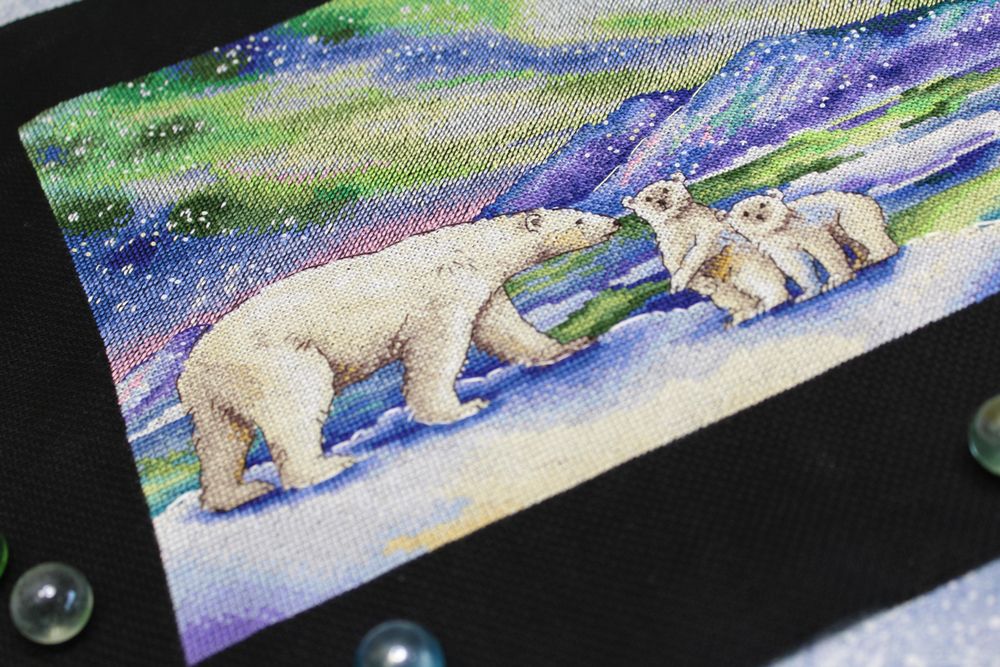 Набор для вышивания нитками МП Студия, На Северном полюсе, 20х26 см