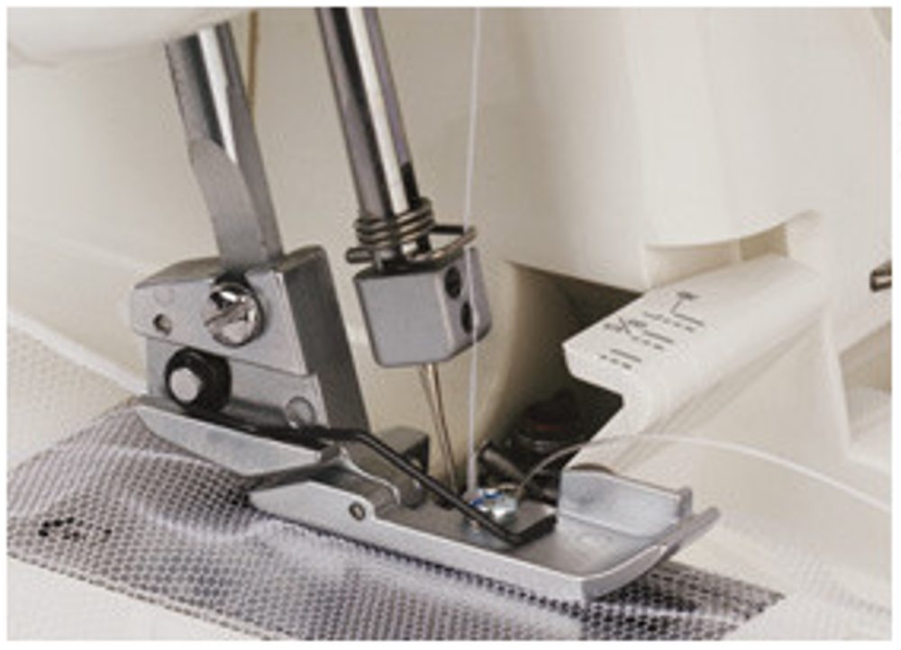 Лапка для оверлока для декоративной отделки швов шнуром Janome, 1 шт, 200207108 Лапка для оверлока для декоративной отделки швов шнуром Janome, 1 шт, 200207108