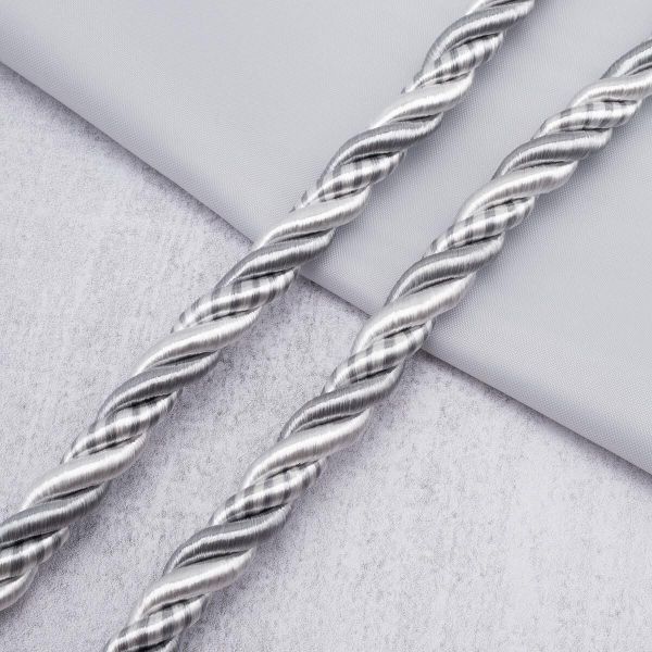 Шнур витой (мебельный) ⌀8.0 мм / 25 метров, 2-цветный, 93230 серебро/белый
