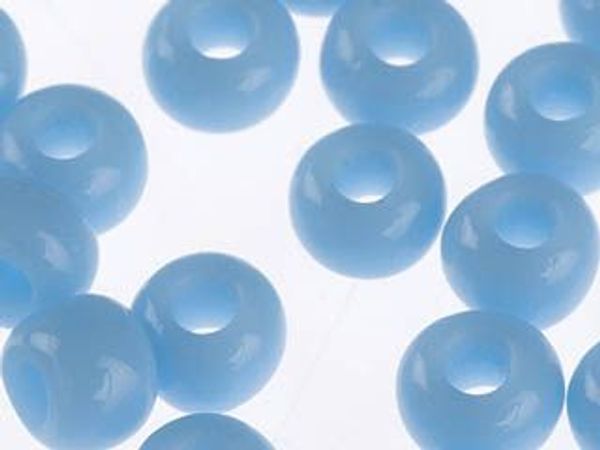 Бисер Preciosa 10/0 (2.3 мм), 50 г, непрозрачный, цв. 63000