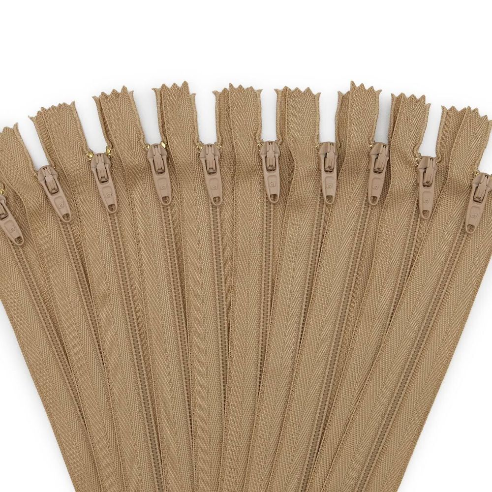 Молния спираль (витая) брючная Arta Т4 (4 мм) 1 зам., н/раз., 20 см, цв. 128 бежевый, уп.10 шт