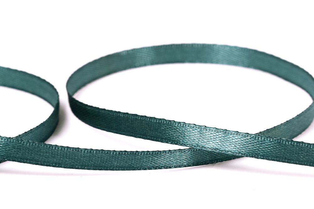 Лента атласная 1-сторонняя 6.0 мм / 33±2 метра, 107 т-зеленый, Gamma