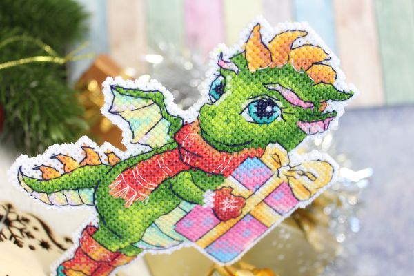 Набор для вышивания нитками МП Студия (Жар-птица), Дракончик, 13х9 см