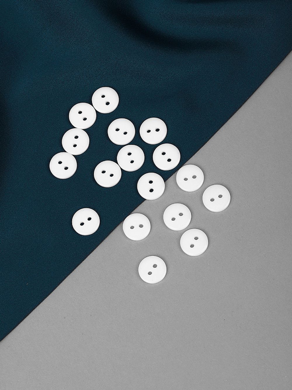 Пуговицы 2 прокола 20L=13 мм, пластик TBY BT, цв.101 белый, 150 шт