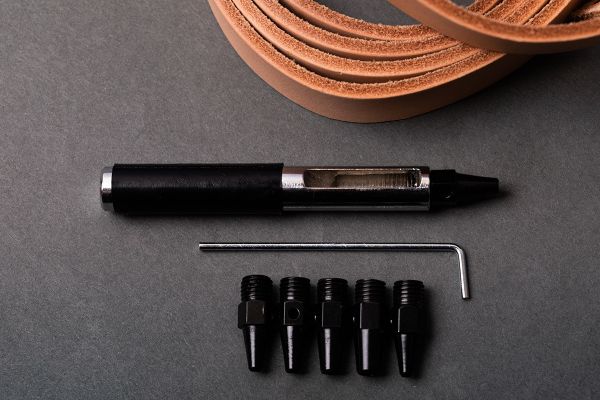 Пробойник ручной, 6 насадок, Micron PHM-02