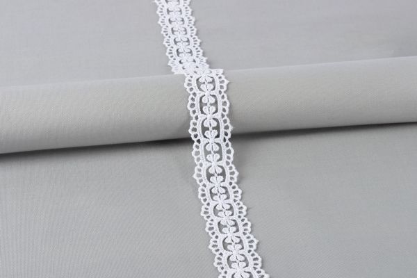 Кружево гипюр (плетёное) 28 мм / 10±0.2 метра, GP001WH белый, Gamma GGM-2802