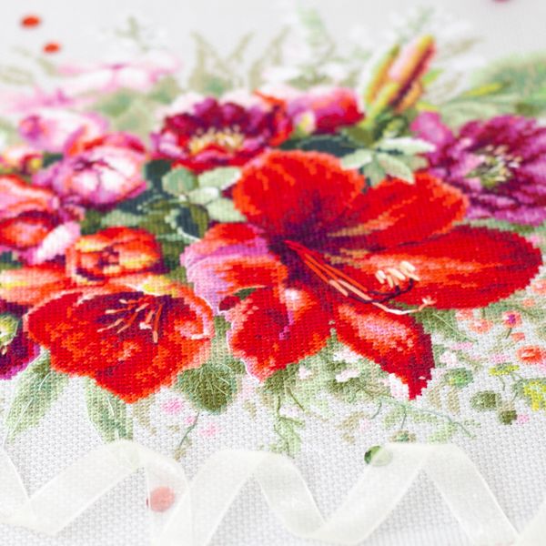 Набор для вышивания нитками Чудесная игла, Букет с амариллисом 36х27см