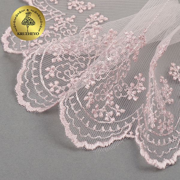 Кружево на сетке широкое 100 мм, TR.3657, цв.06 розовая пудра уп.9м, Kruzhevo