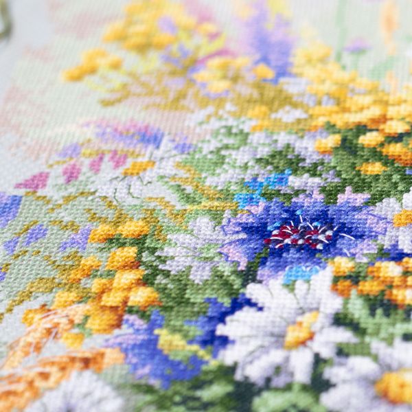 Набор для вышивания нитками Чудесная игла Premium 310-230, Черничное лукошко, 32х40 см