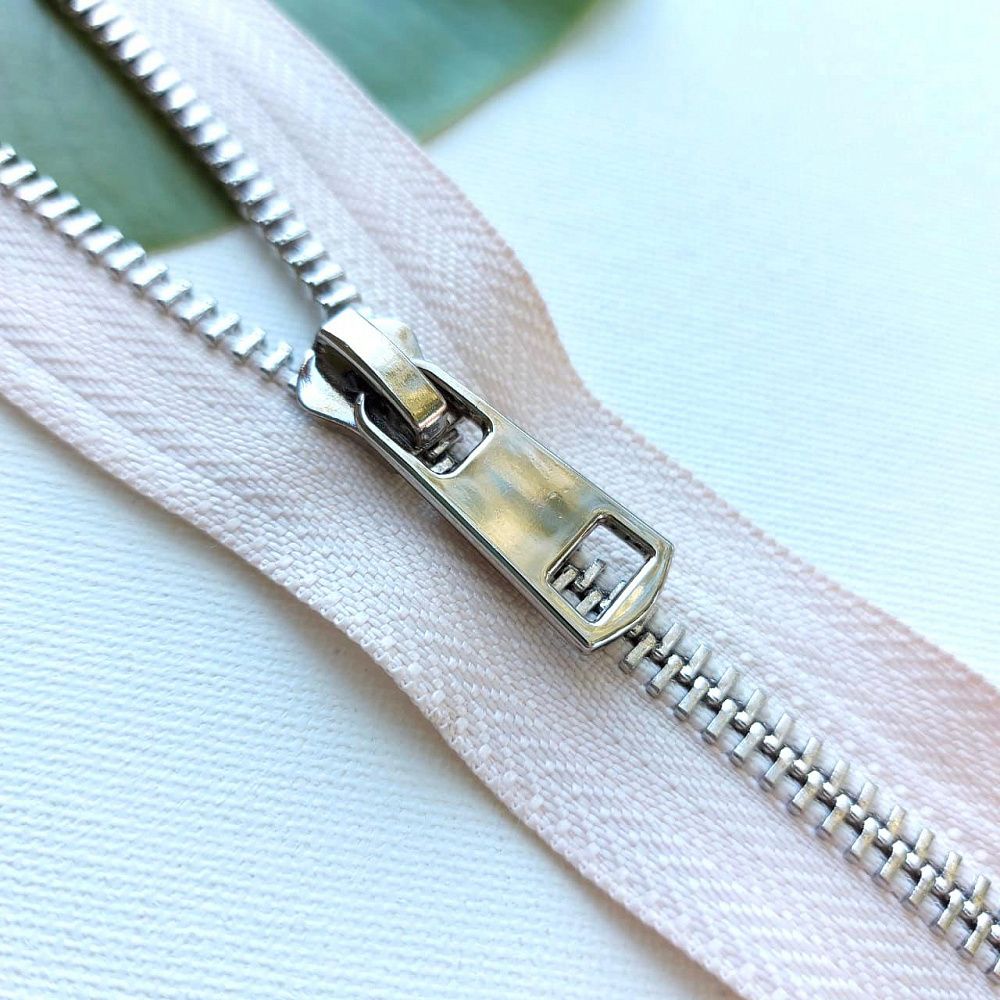 Молния металл Т5 (5 мм) 1 зам., разъем., 75 см, никель, D123 бежевый, MaxZipper Premium, 1 шт /TOS/