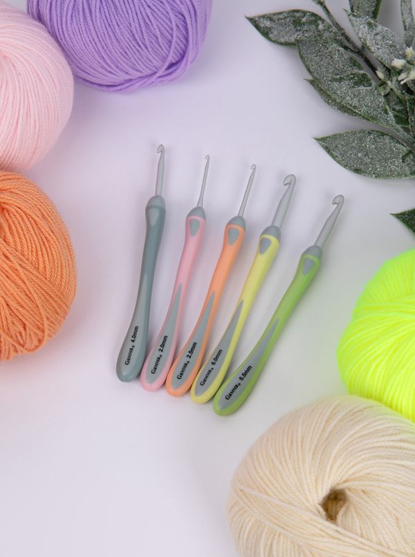 Крючок для вязания с прорезиненной ручкой ⌀2.0 мм, 14.5 см, алюминий c покрытием, Gamma RHT