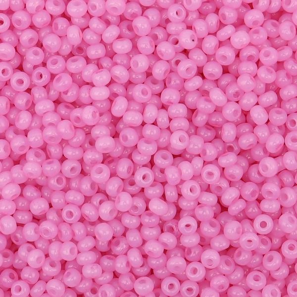 Бисер Preciosa 10/0 (2.3 мм), 500 г, эффект алебастра, круг.отв., (02192) 331-19001-10/0