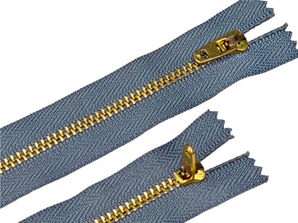 Молния металл (цв.SBS) джинсовая Т4 (4 мм) 1 зам., н/раз., 20 см, S-311 серо-голубой (звено: золото), уп.100 шт