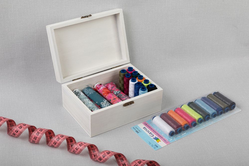 Нитки швейные бытовые Gamma 40/2, 183 м / 10 кат, ассорти 05