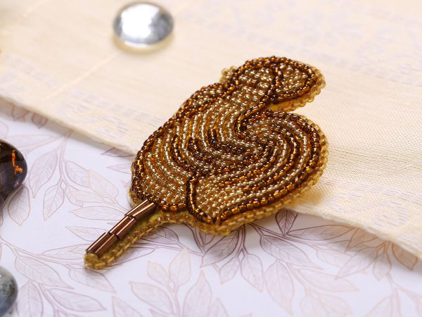 Набор для вышивания бисером Klart, Брошь. Петушок на палочке, 4.5х7.5 см