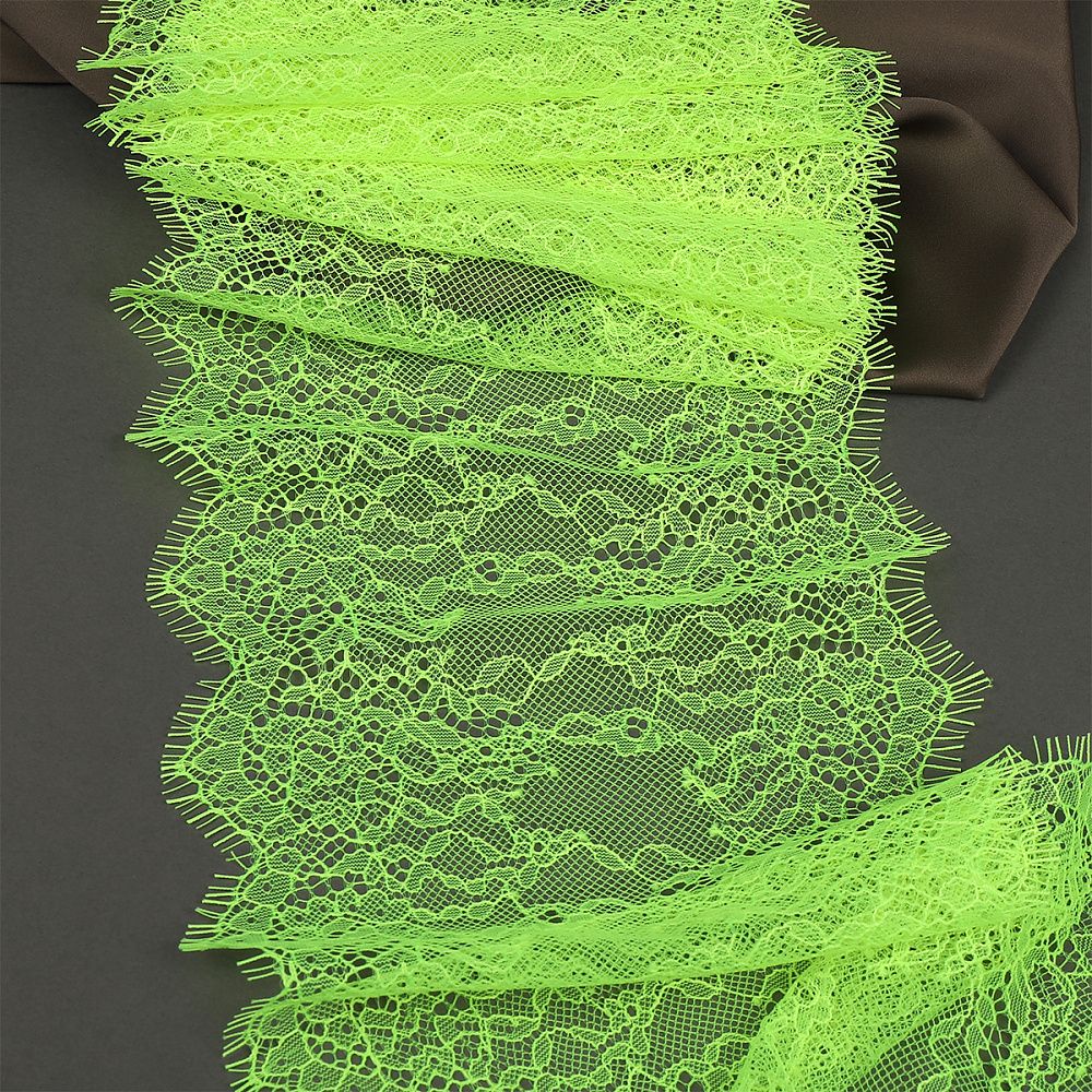 Кружево шантильи (реснички) диз. A88 шир.170мм цв.F229 зелено-желтый неон, 3 метра, Kruzhevo