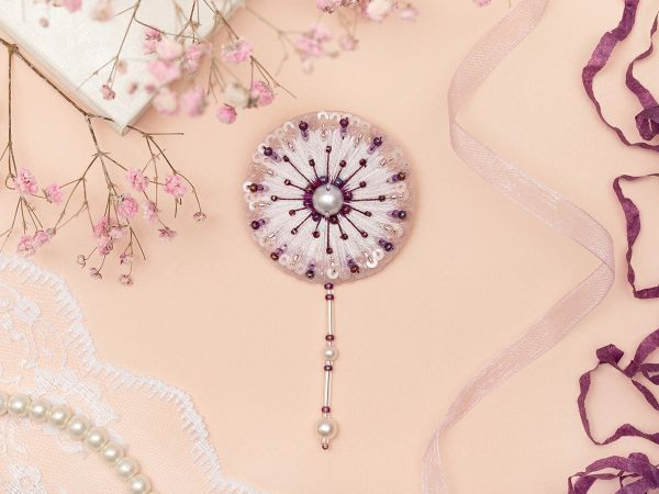 Набор для вышивания бисером Klart, Брошь. Одуванчик, 4.5х9.5 см