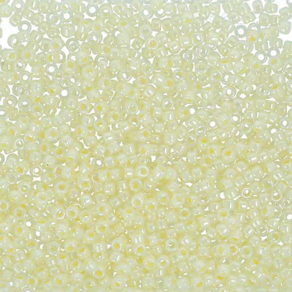 Бисер Toho 15/0 круглый (1.5 мм), 25 г (5х5 г), 0142 бл.желтый/перл