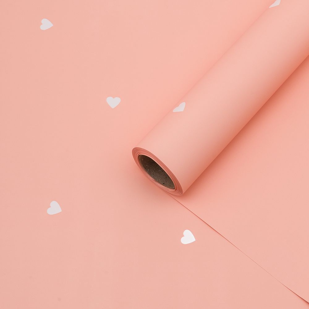 Пленка упаковочная для цветов и подарков Сердечки, 65 мкр, 58см / 10м ± 5% (VH2558 персиковый с белыми сердечками)