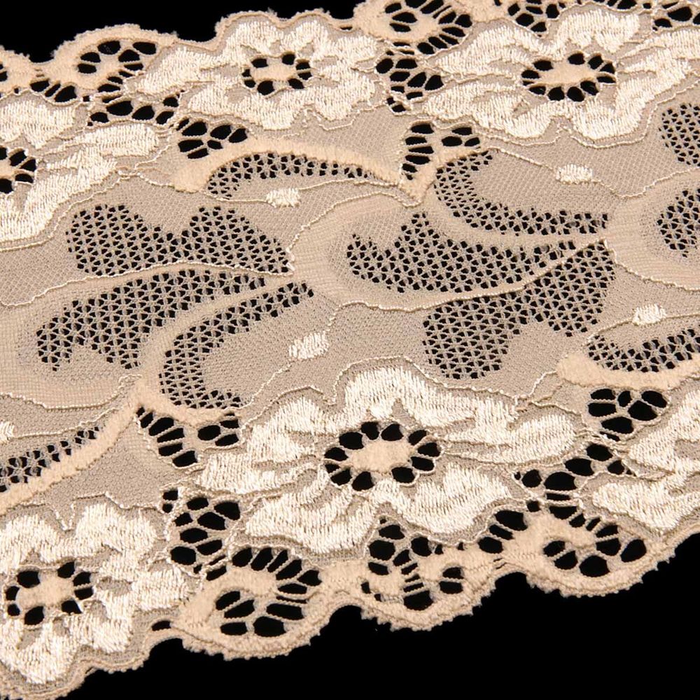 Кружево бельевое эластичное 150 мм / 13.72 м, цв. C180 телесный