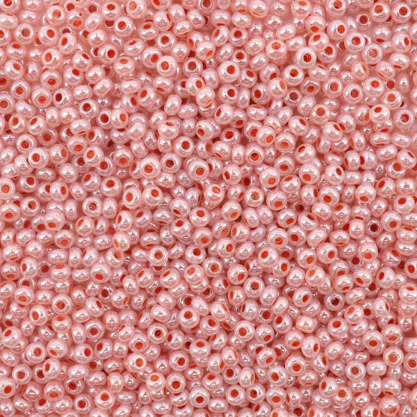 Бисер Preciosa алебастр жемчужный с цв. центром 10/0 (2.3 мм), круг.отв., 50г, (37389)