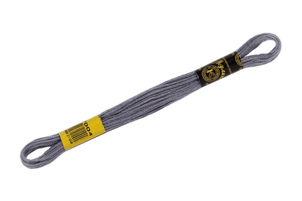 Мулине ПНК им.Кирова цв.7004 серый, Россия, 24 мотка по 8 метров